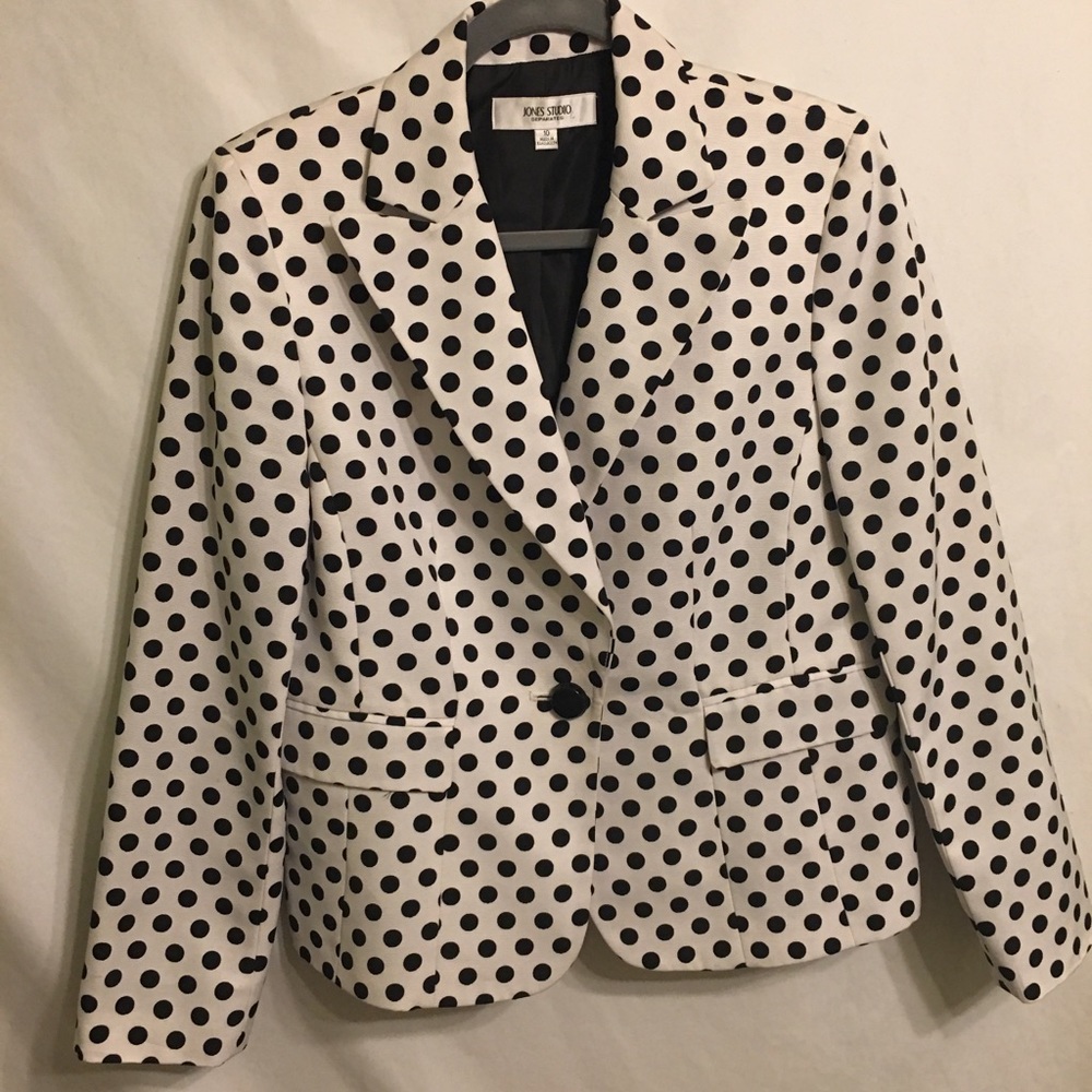 Blazer - Picture 5 of 8